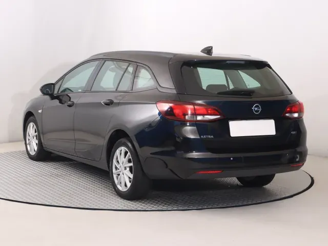 Opel Astra Sport Tourer 2017 photo 3