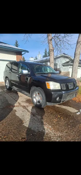 Nissan Pathfinder 2004 photo 2