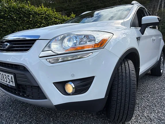 Ford Kuga 2012 photo 2
