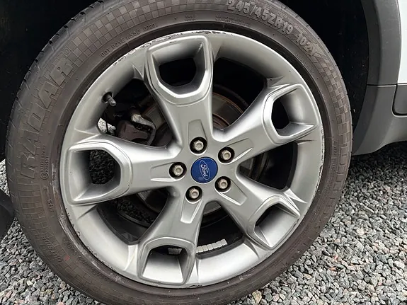 Ford Kuga 2012 photo 4