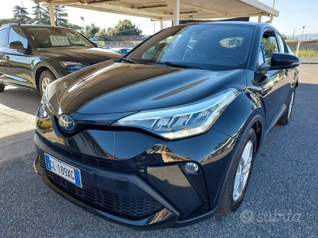 Toyota C-Hr 2022 photo 2
