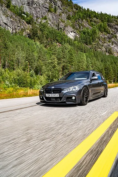 BMW 320D 2018 photo 4