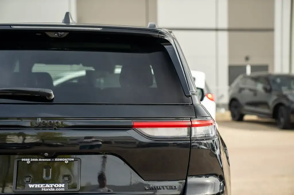 Jeep Grand Cherokee 2024 photo 4