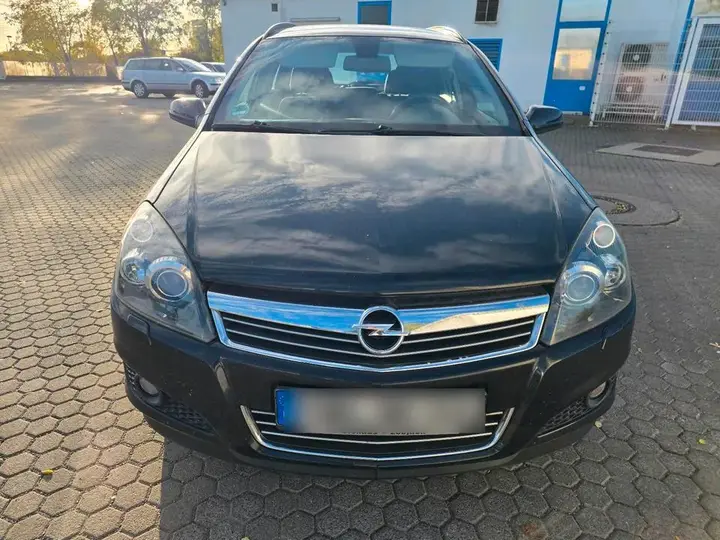 Opel Astra H
