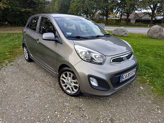 Kia Picanto 2012 photo 3