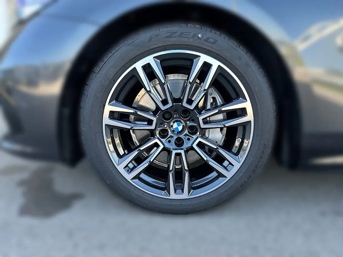 BMW 5 Series 2026 photo 4