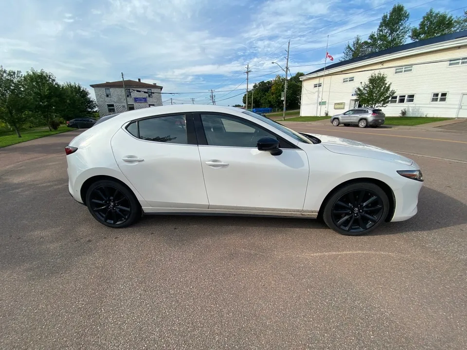 Mazda Mazda3 2021 photo 3