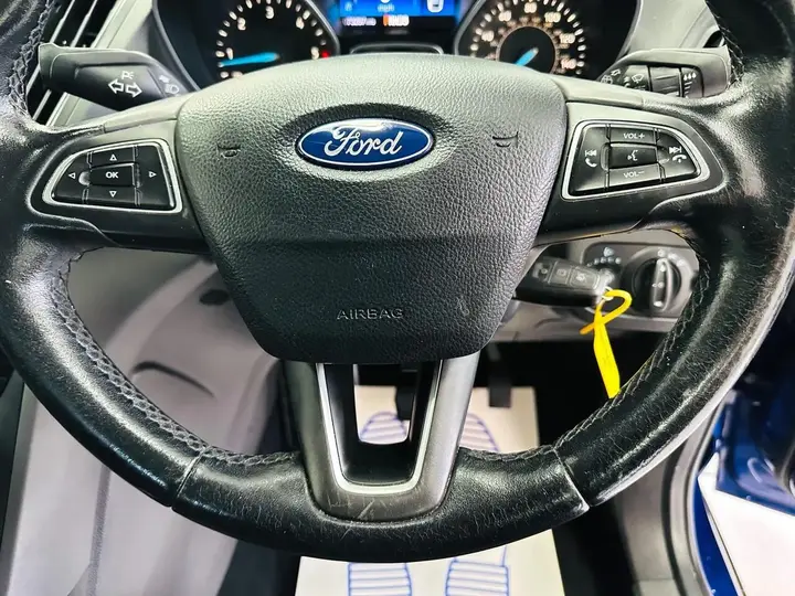 Ford C-Max 2017 photo 4