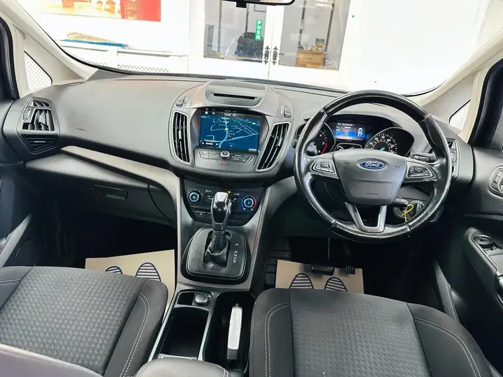 Ford C-Max 2017 photo 3
