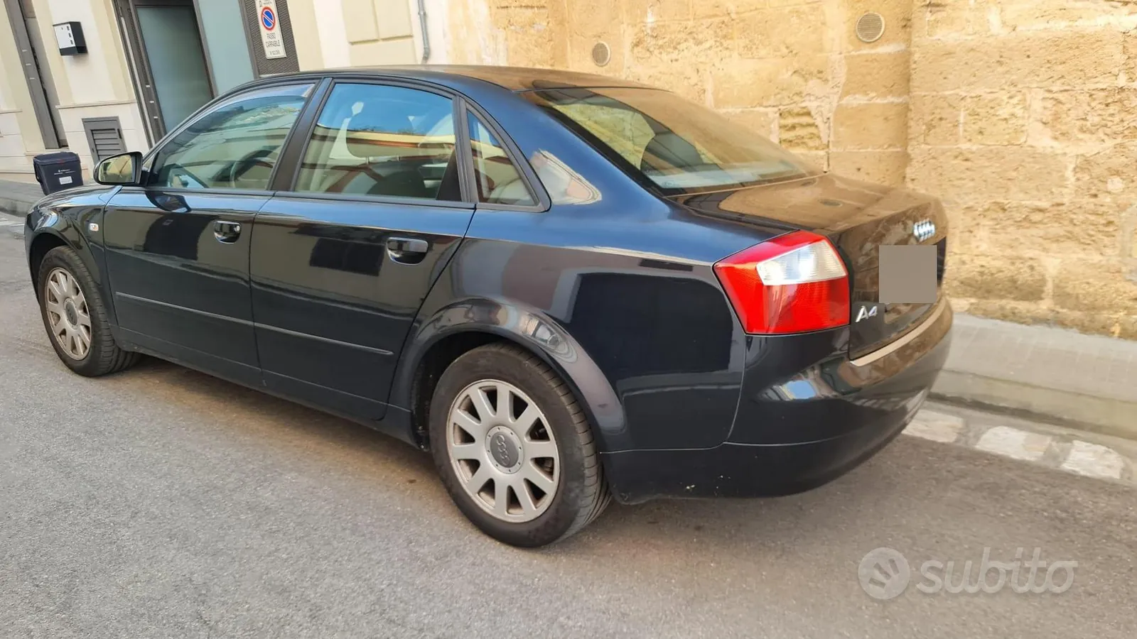 Audi A4 2004 photo 3