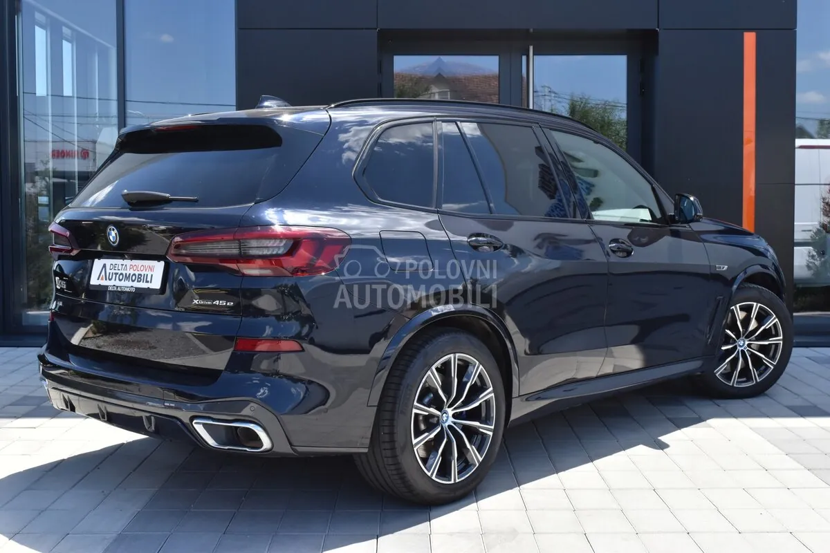BMW X5 2021 photo 2