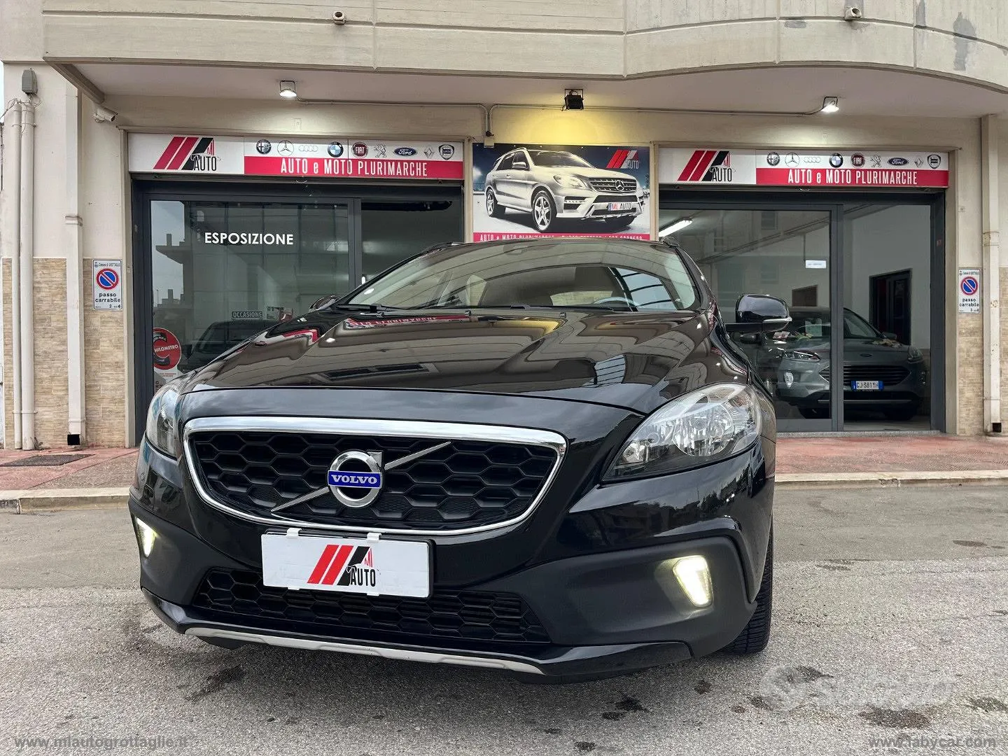 Volvo V40 2016 photo 2