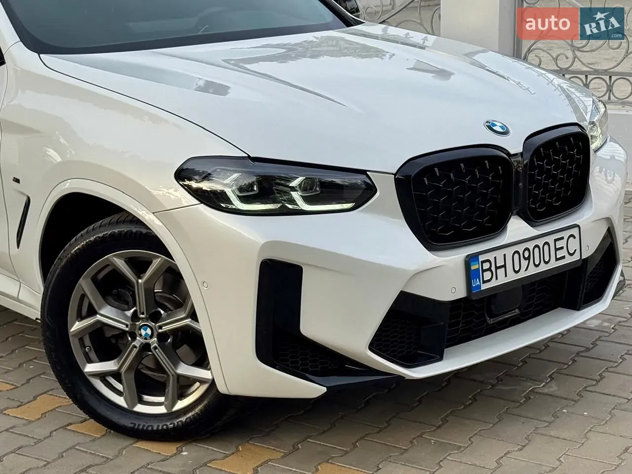 BMW X4 2022 photo 4