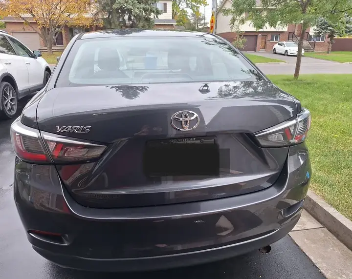 Toyota Yaris 2017 photo 2