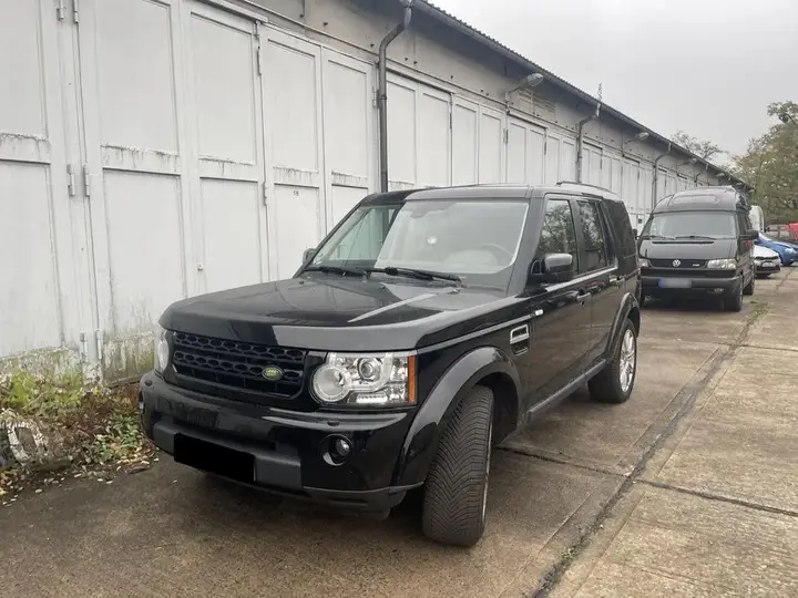 Land Rover Discovery 4