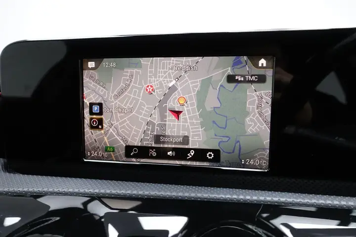 Mercedes-Benz A-Class 2019 photo 2