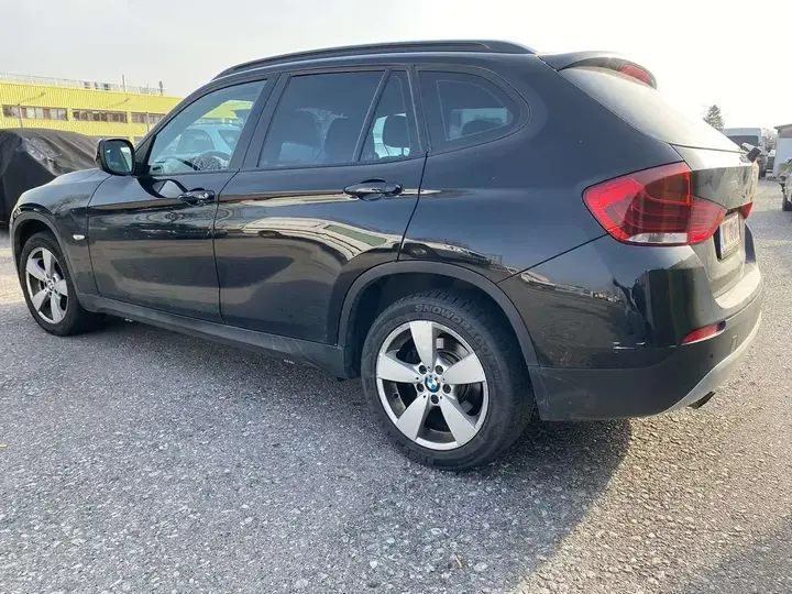 BMW X1 2011 photo 3