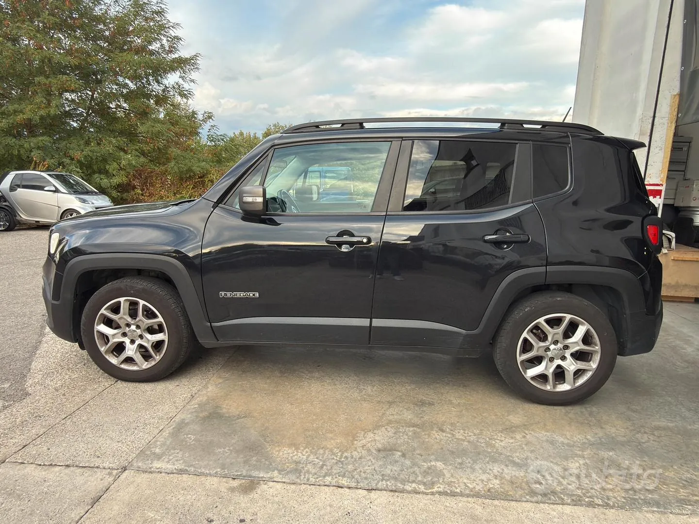 Jeep Renegade 2014 photo 4