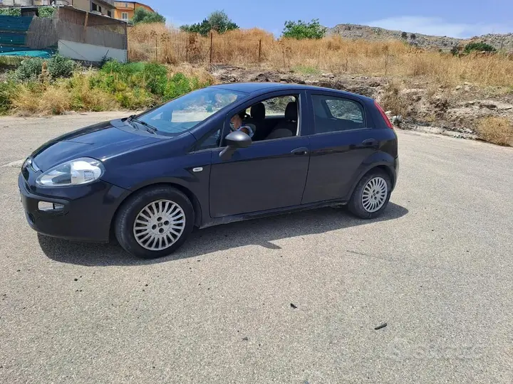 Fiat Punto 2018 photo 2