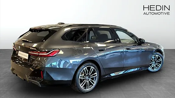 BMW 530E 2026 photo 2