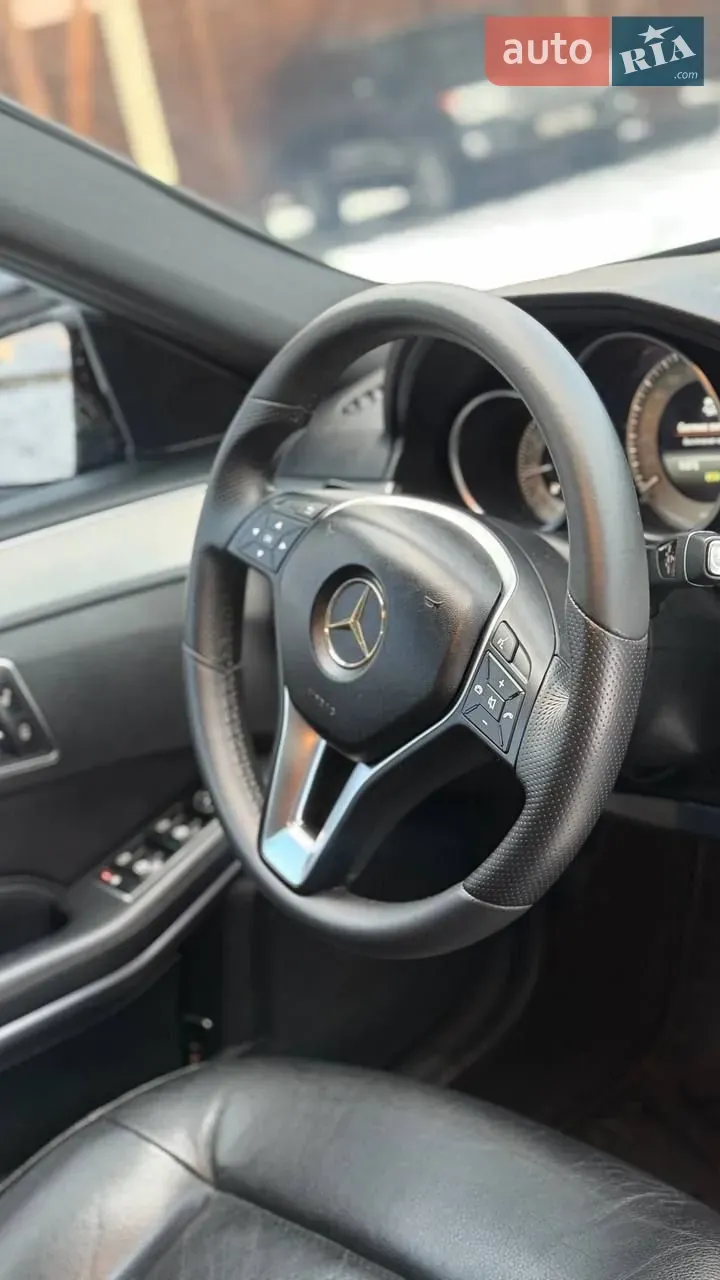 Mercedes-Benz E-Class 2014 photo 4