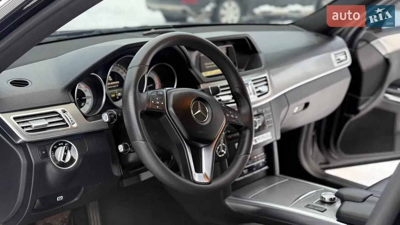 Mercedes-Benz E-Class 2014 photo 2