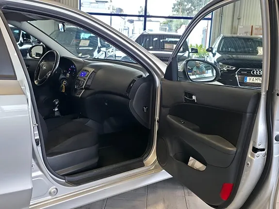 Hyundai I30 2012 photo 4