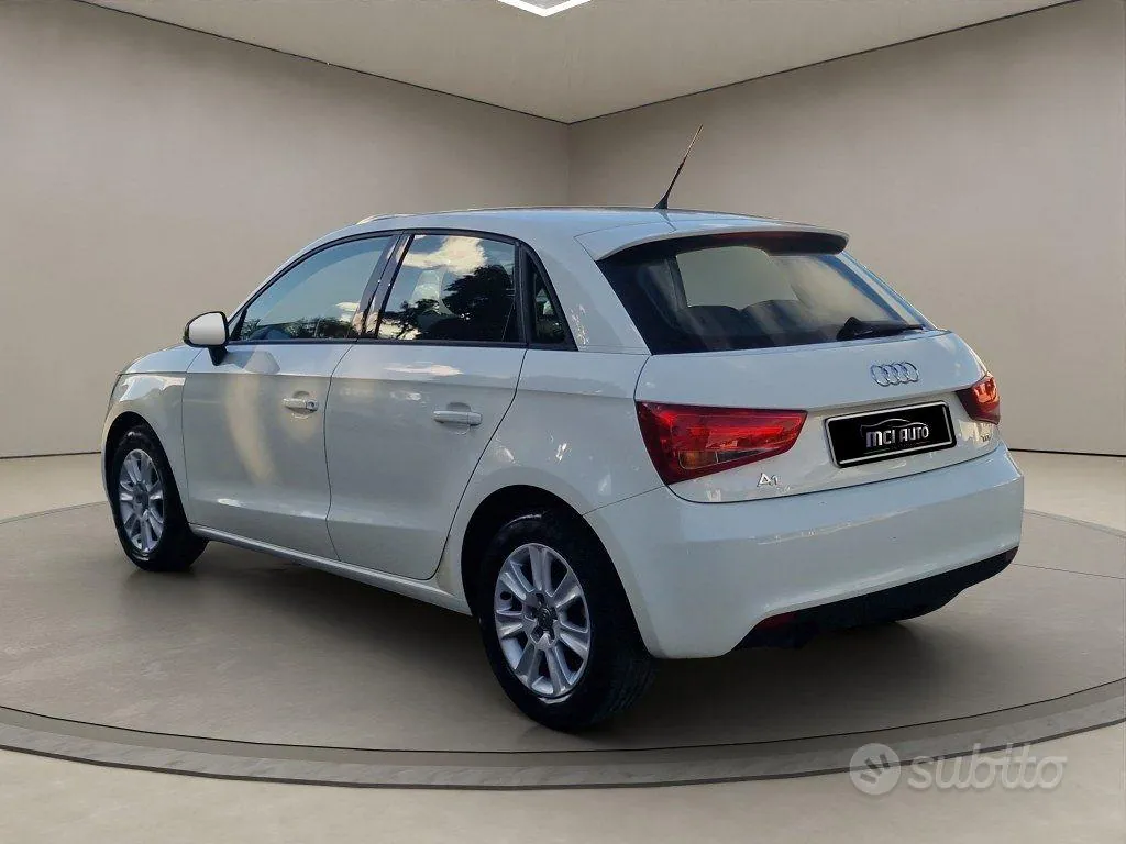 Audi A1 2014 photo 3