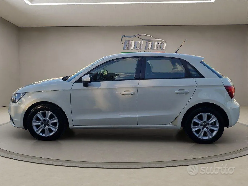 Audi A1 2014 photo 2
