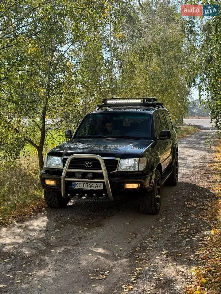 Toyota Land Cruiser
