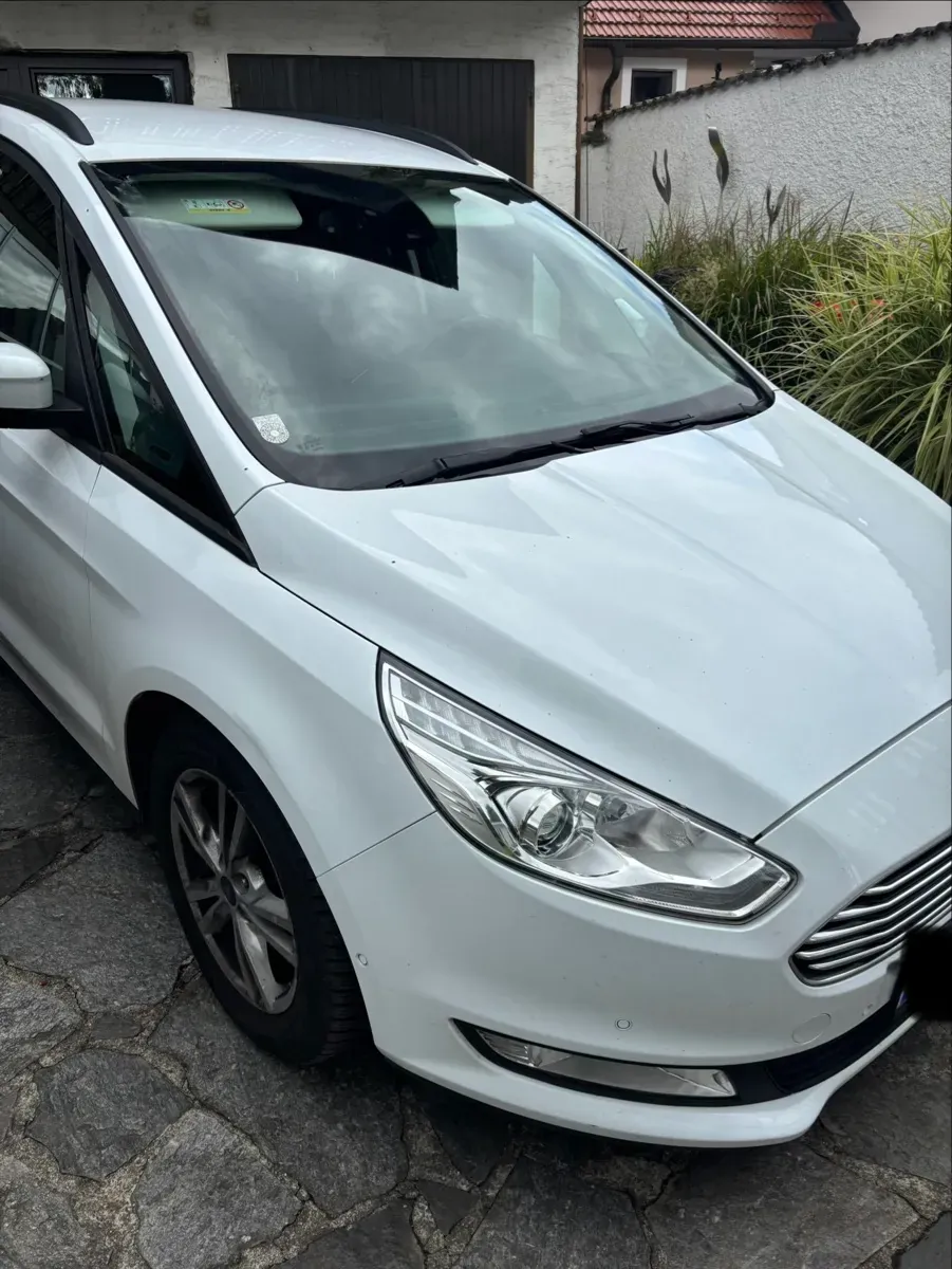 Ford Galaxy 2018 photo 2