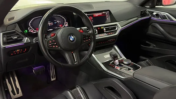 BMW M4 2023 photo 4