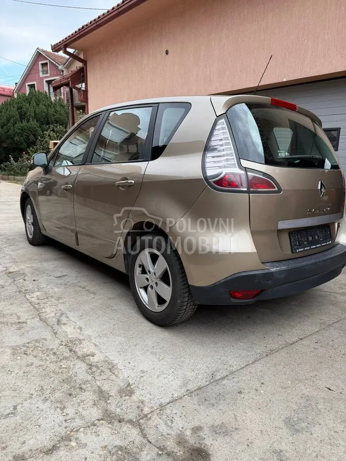 Renault Scenic 2014 photo 3