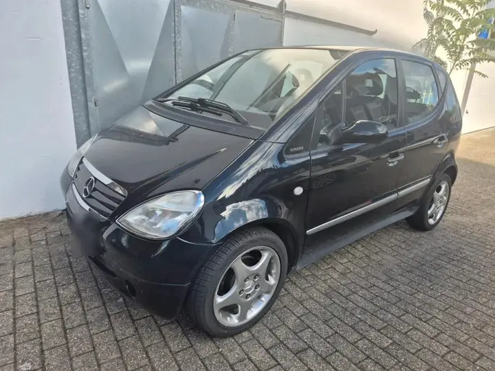 Mercedes-Benz A160