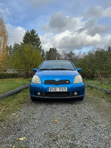 Toyota Yaris 2004 photo 3