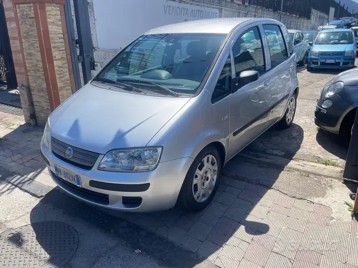 Fiat Idea 2007 photo 2