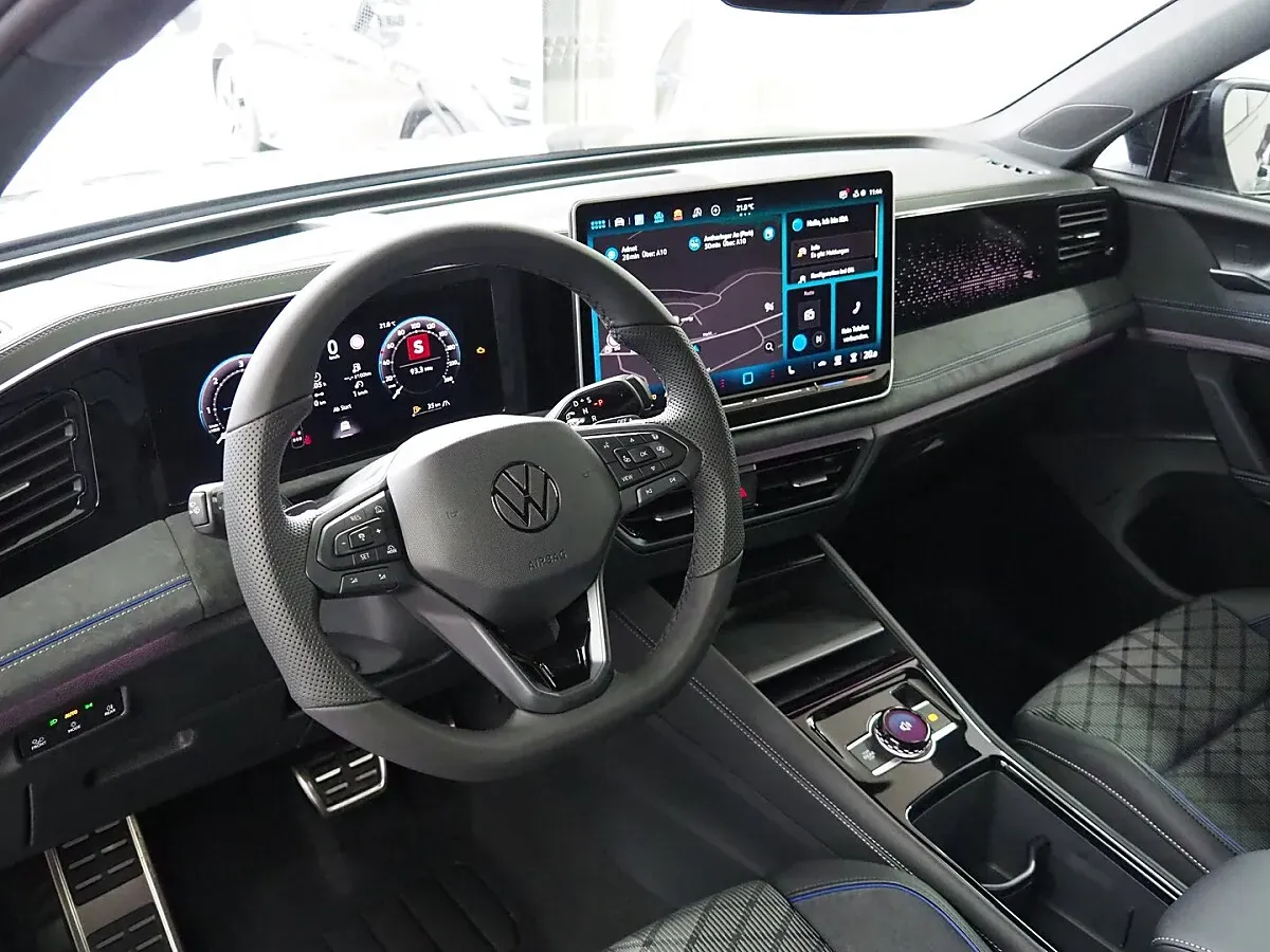 Volkswagen Tiguan 2026 photo 2