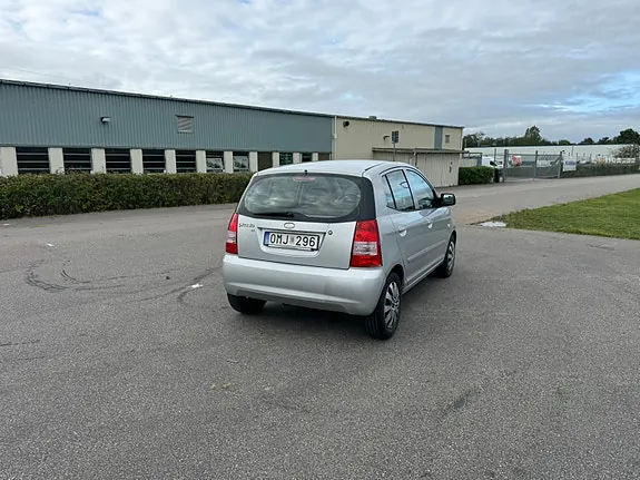 Kia Picanto 2007 photo 3