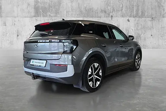 Ford Explorer 2026 photo 5