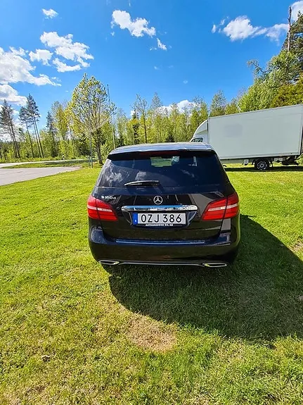 Mercedes-Benz B180 D 2016 photo 4