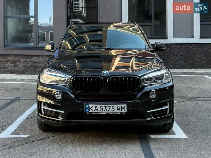 BMW X5 2015 photo 2
