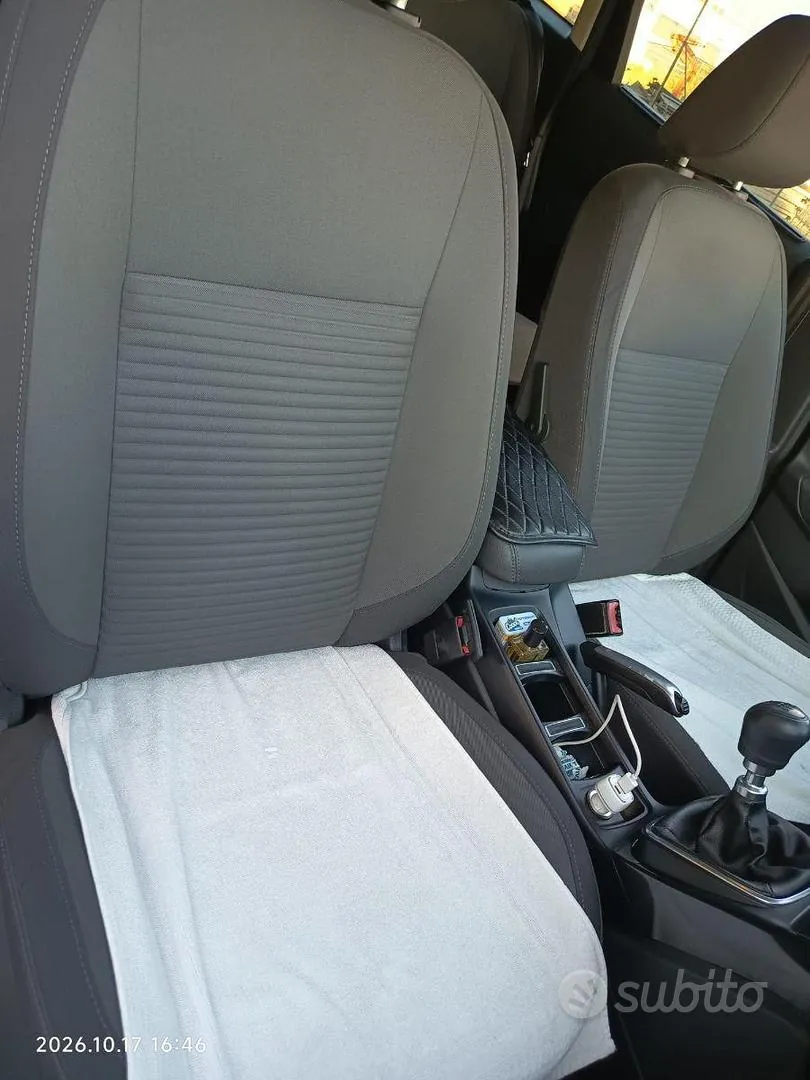 Ford C-Max 2017 photo 3