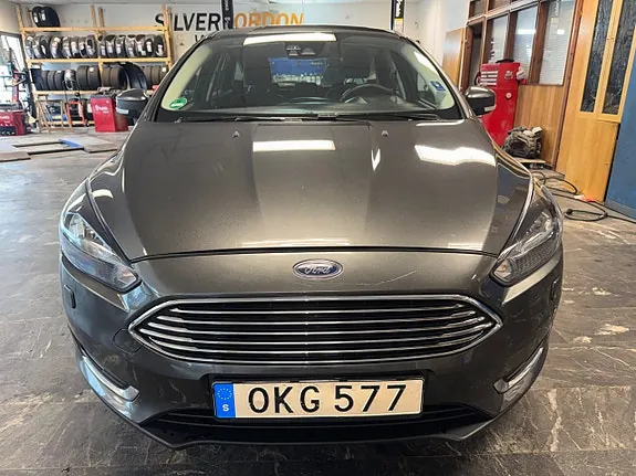 Ford Focus 2017 photo 2