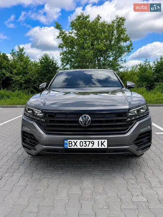 Volkswagen Touareg 2019 photo 2