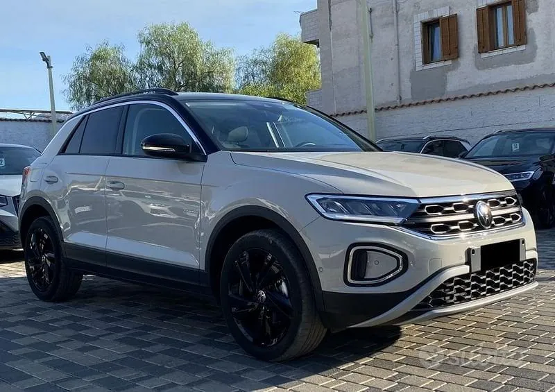 Volkswagen T-Roc 2025 photo 3