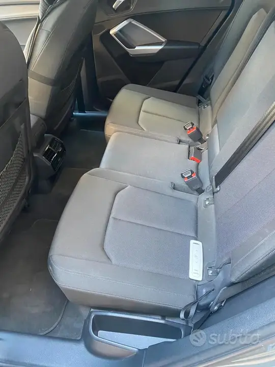 Audi Q3 2021 photo 3