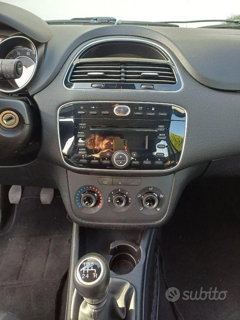 Fiat Punto 2014 photo 3