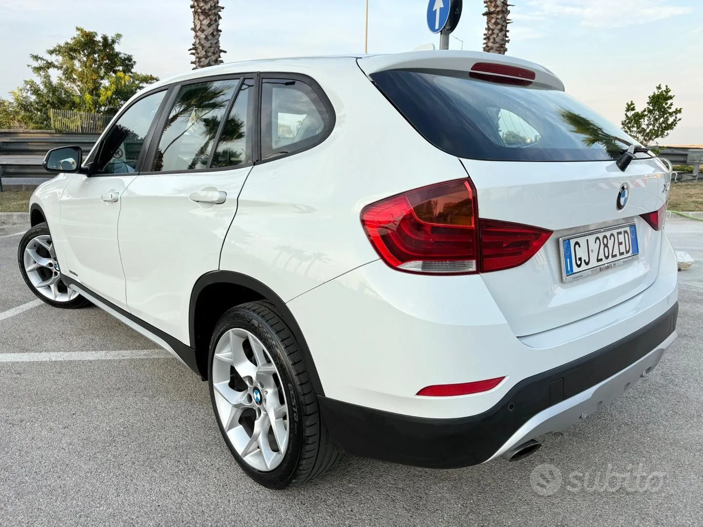 BMW X1 2014 photo 2