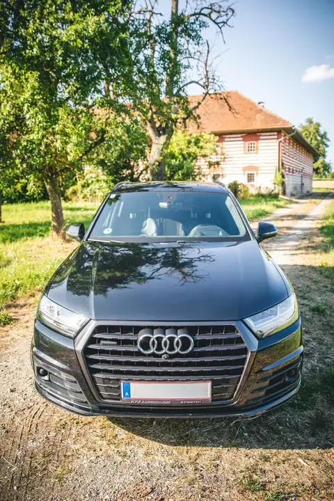 Audi Q7 2016 photo 3
