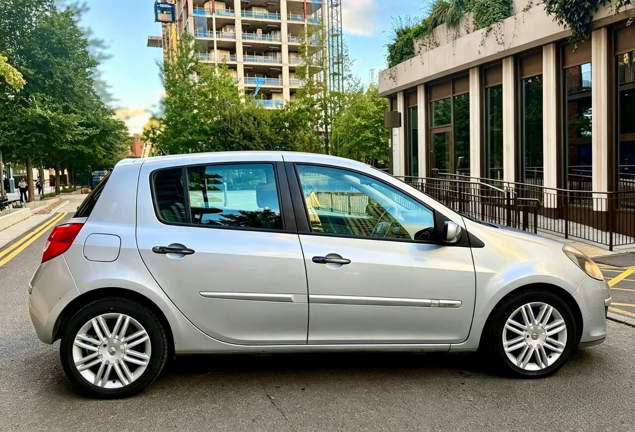 Renault Clio 2007 photo 5